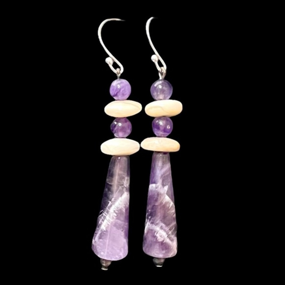 Vintage sterling silver Artisan made amethyst dangle earrings
